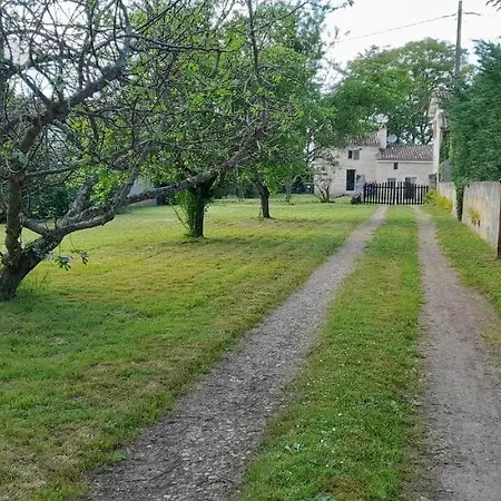 Vakantiehuis L'annexe Mauvilla Civrac-sur-Dordogne